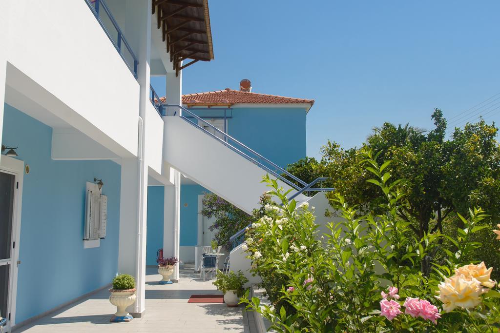 Dimitra Apartment Hotel Skafidia Bagian luar foto
