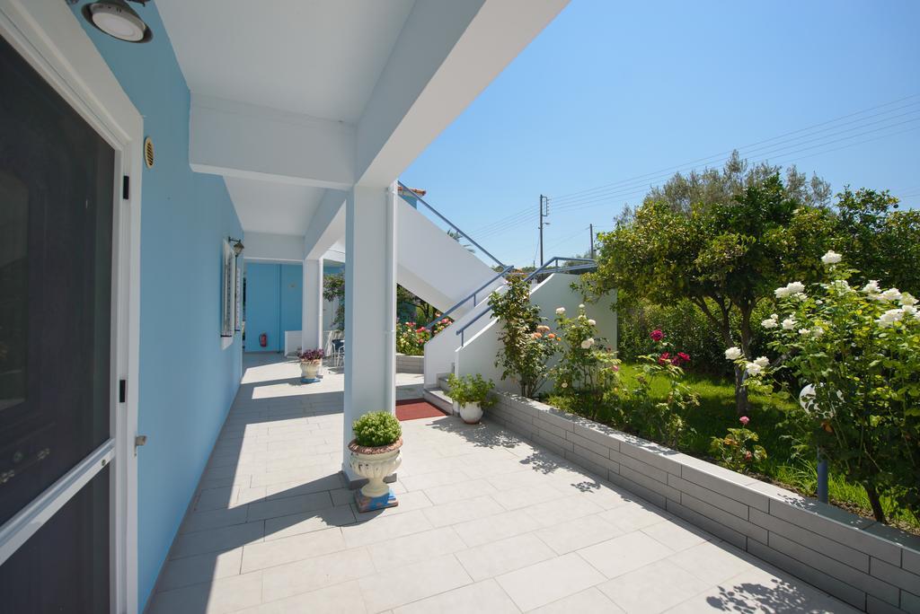 Dimitra Apartment Hotel Skafidia Bagian luar foto